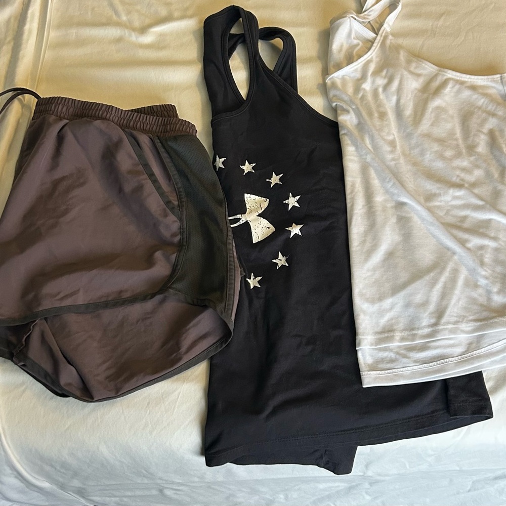 3 Piece Lot -Women’s XL Under Armour Shorts and 2 tanks tops